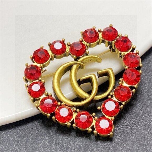 🎁🎉GUCCI love red crystal double G brooch s286 - Picture 3 of 7